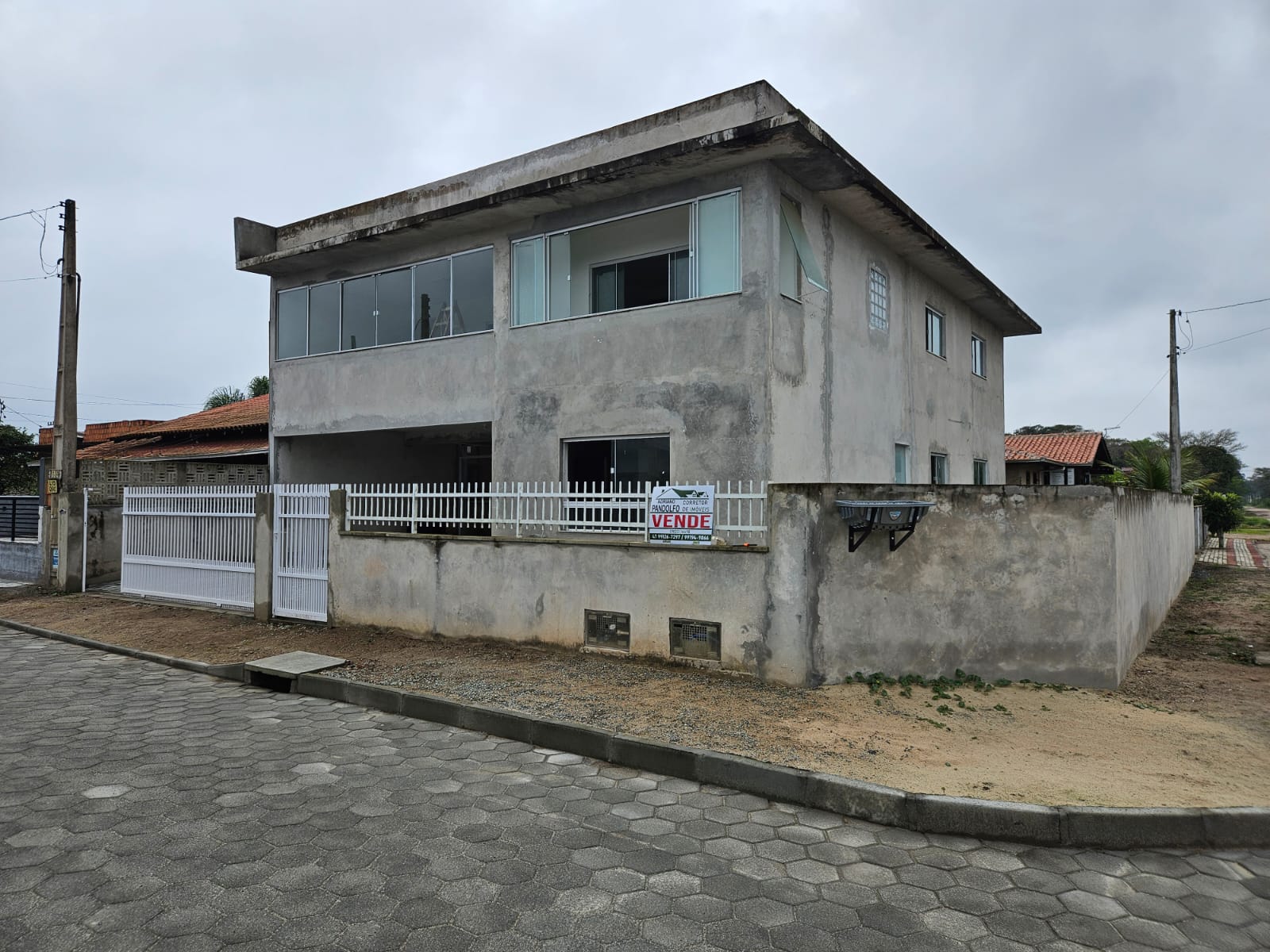 00WhatsApp Image 2025-10-01 at 09.58.13