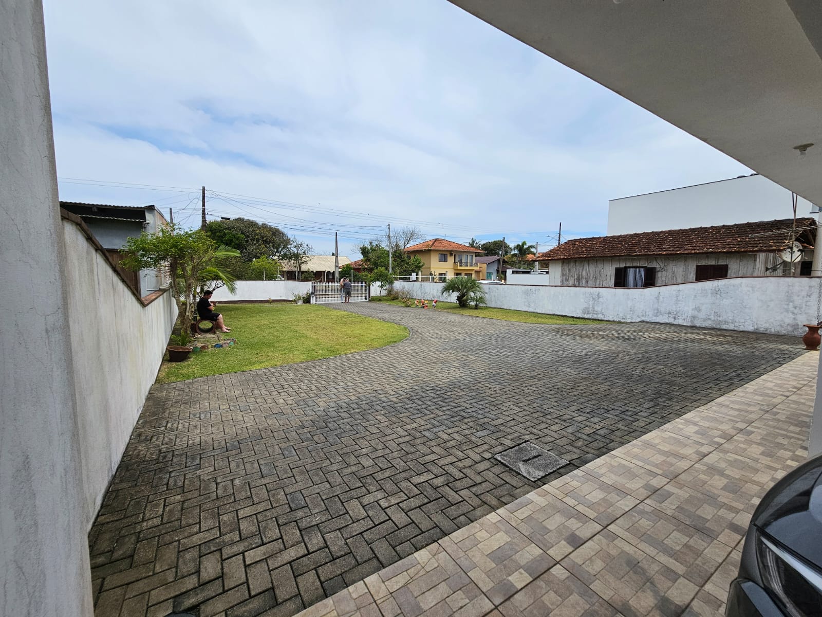 09WhatsApp Image 2025-11-15 at 13.45.43 (1)