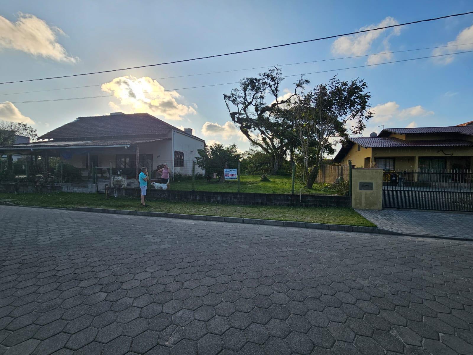 3WhatsApp Image 2025-12-04 at 17.23.17