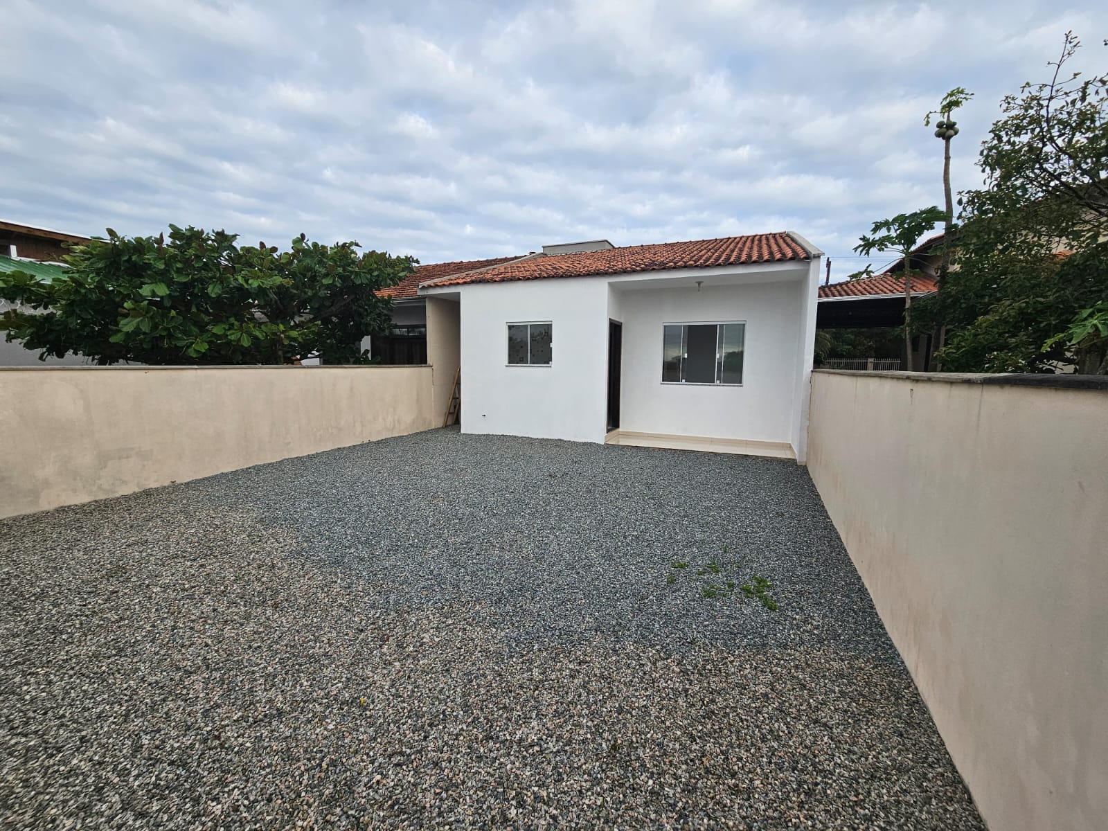 5WhatsApp Image 2025-11-27 at 17.18.13